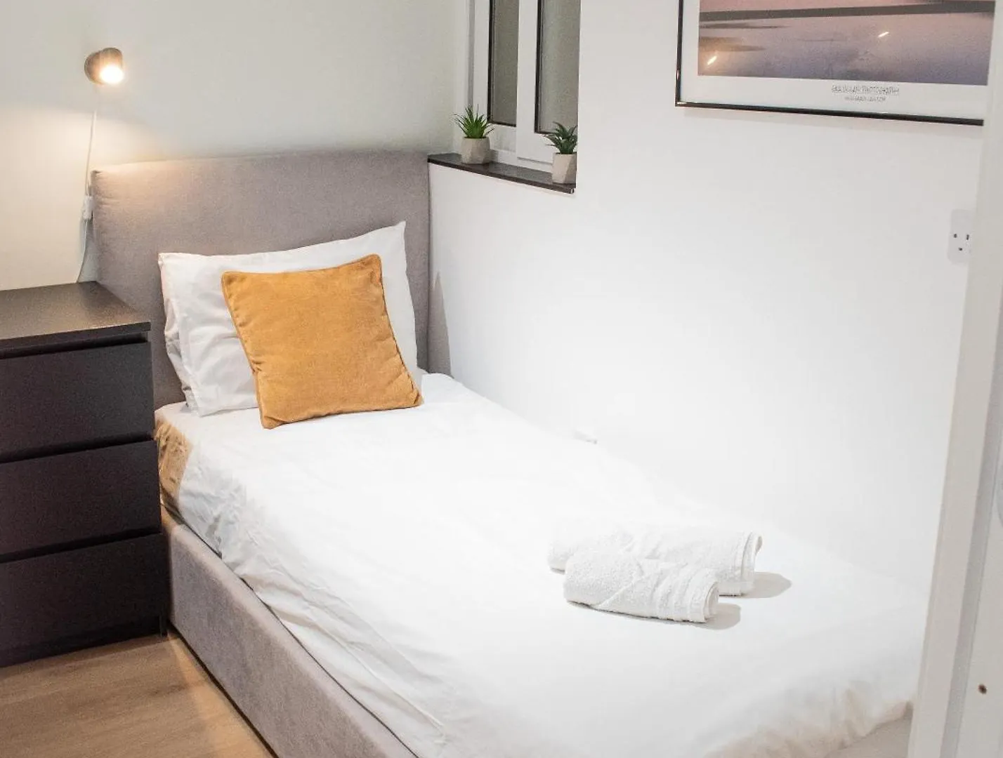 Stylish 2 Bed 2 Bath Apt In St Julians Saint Julian's Malta