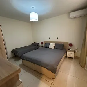 Spinola Bay - St Julians Near Beach Prime Location San Giuliano